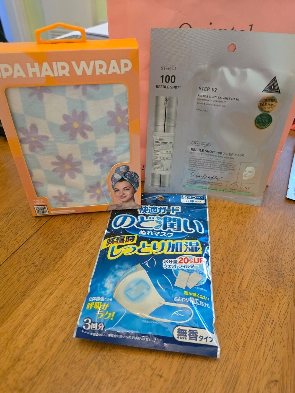 Bundle spa hair wrap, throat mask & 100 reedle shot mask. NEW